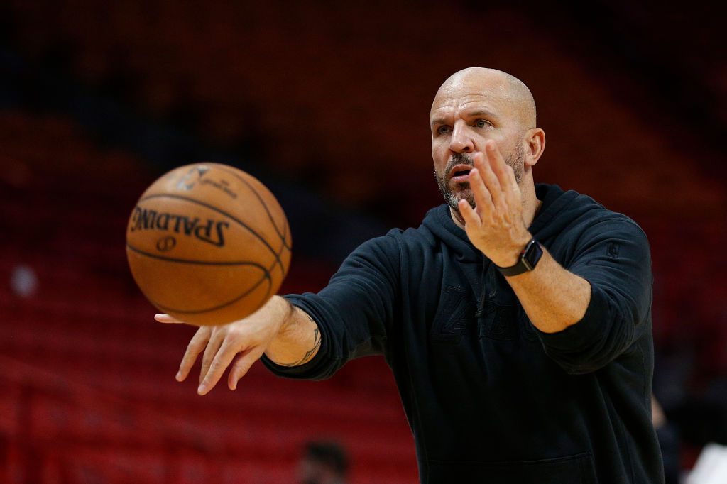 AP Source: Mavs Pick Title-winning Guard Kidd after Carlisle