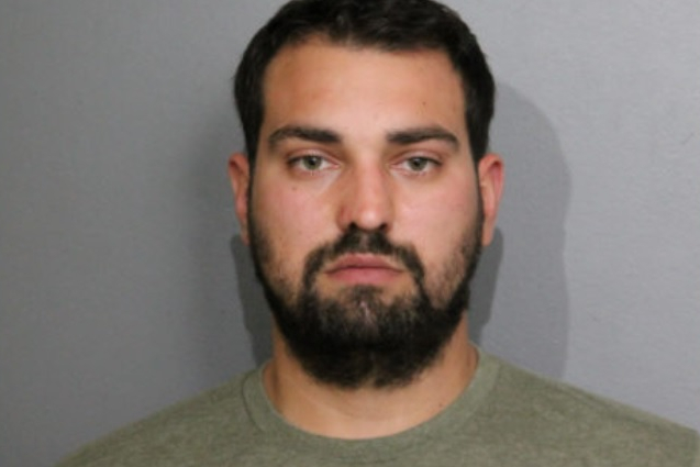 Iowa Man Arrested for Rifle at Chicago Hotel Makes Bond, Proposes to Girlfriend