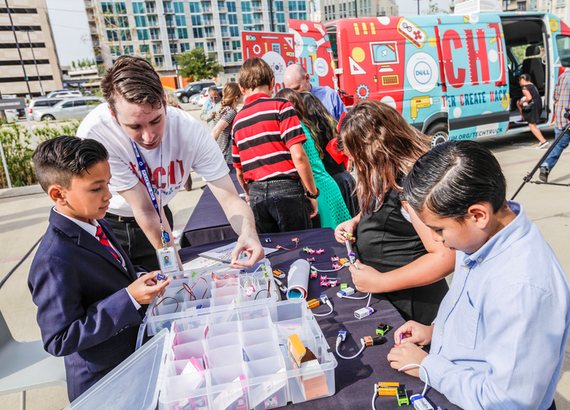Perot Museum and Dallas Afterschool Team Up to Provide 15k Wonder Kits to Schools, Nonprofits