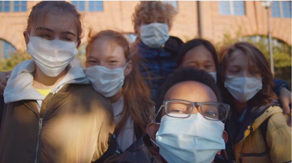 Amid Texas’ Mask Mandate Ban, Paris ISD Makes Masks Part of District Dress Code