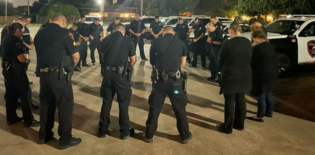 Plano Police Mourn Loss of Veteran Lieutenant who Died from Complications with COVID
