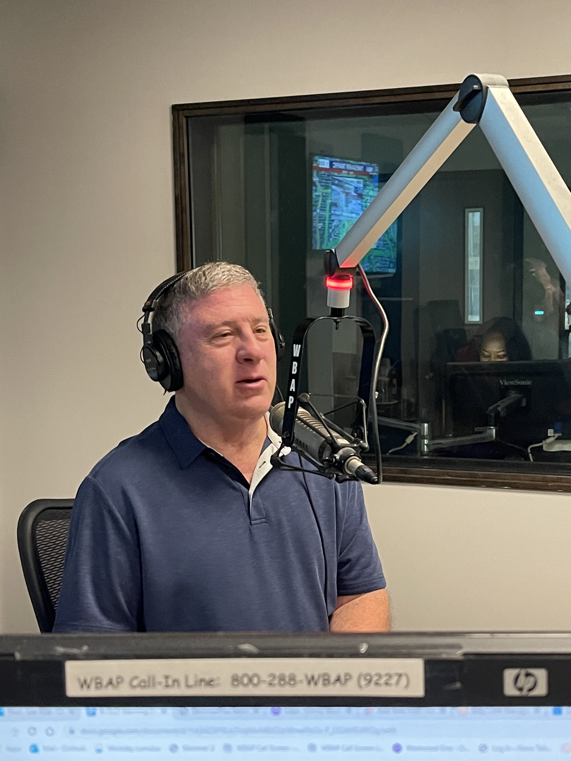 WBAP Morning News: Texas Legend Bob Phillips