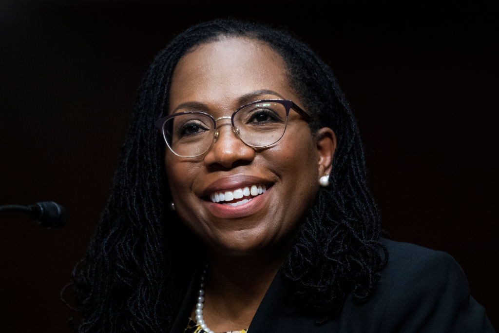 Jackson to be Sworn in as Breyer Retires From Supreme Court
