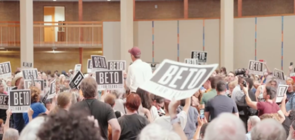 Beto O’Rourke Draws Big Crowd at Denton Rally