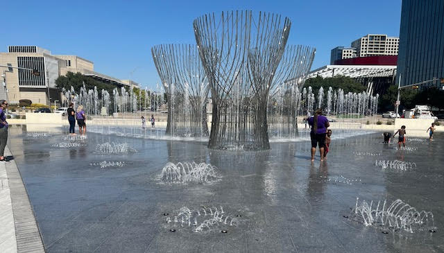 Interactive Fountain Opens at Klyde Warren Park