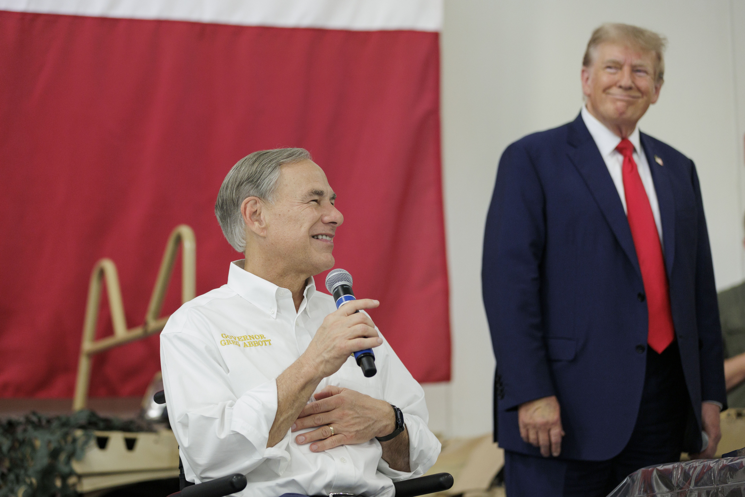 Trump Picks Up the Endorsement of Texas Gov. Greg Abbott During a Visit to a US-Mexico Border Town