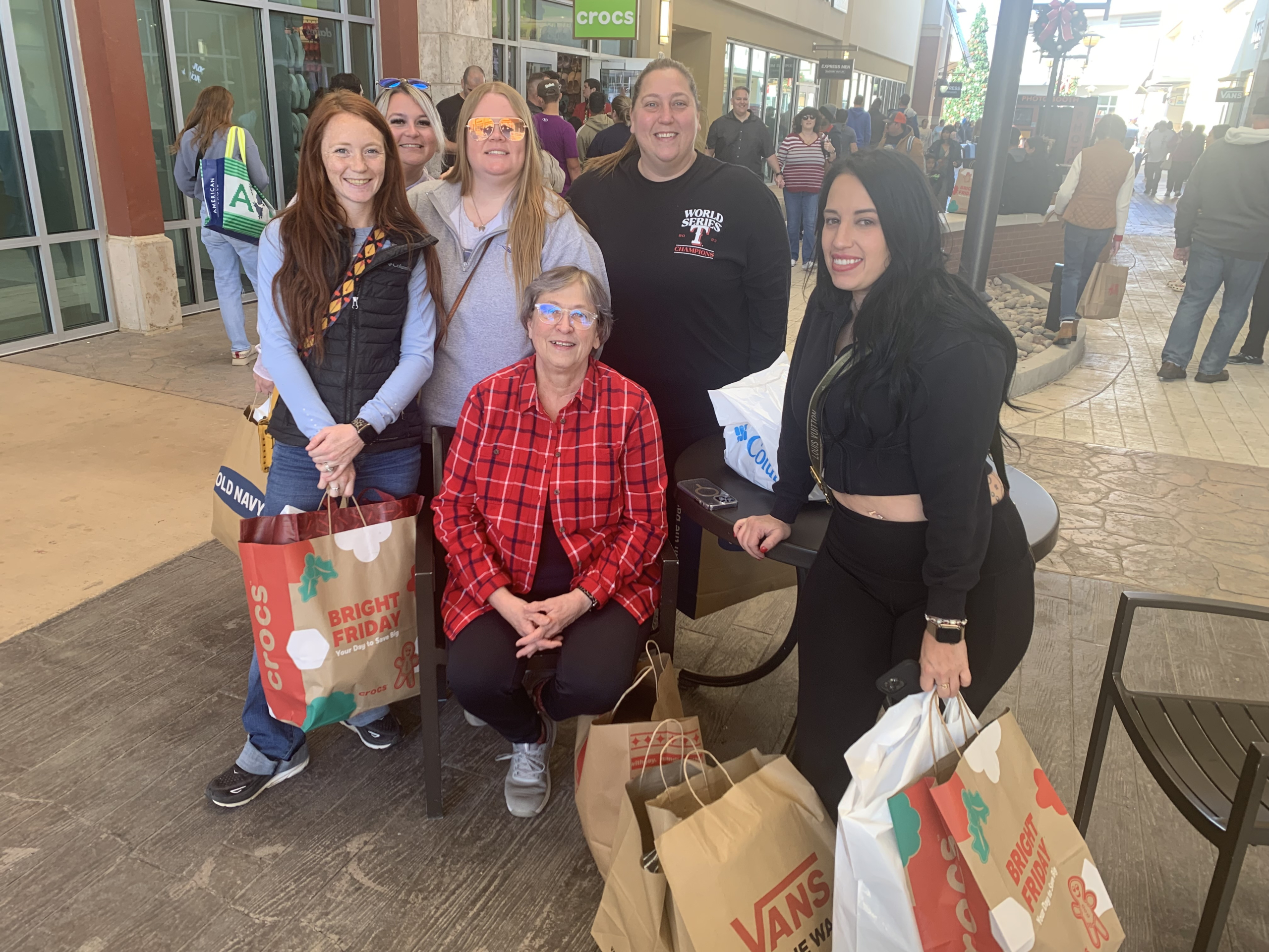 Black Friday Weekend Shoppers Flood DFW Stores
