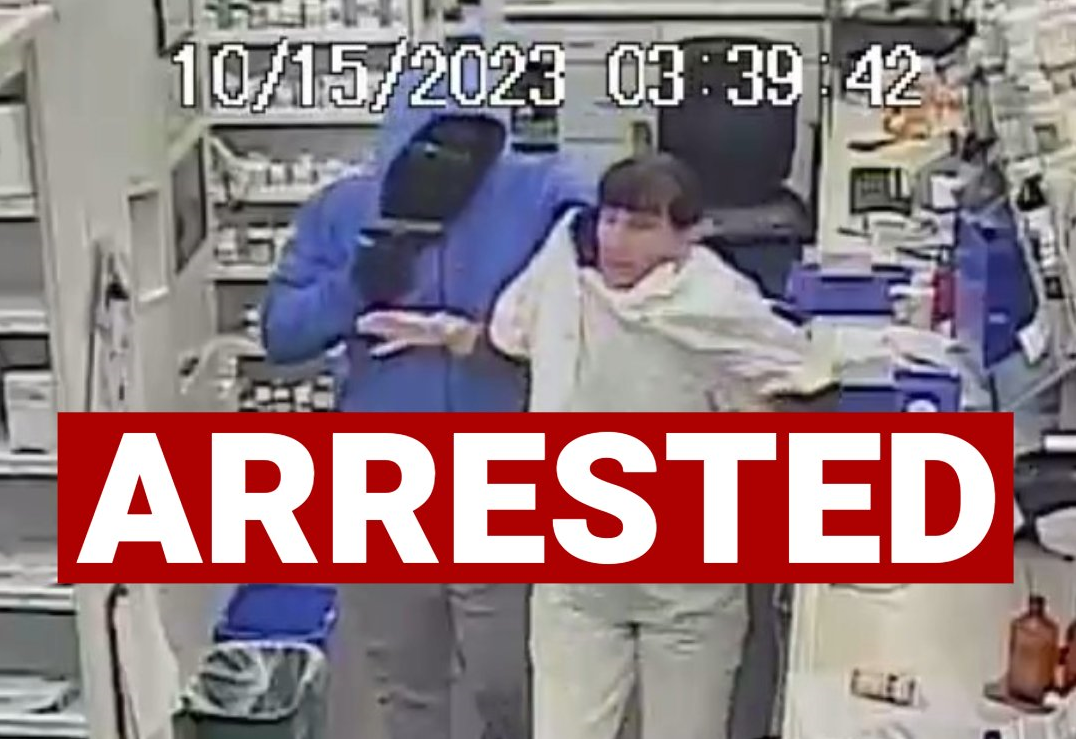 Authorities Arrest 2 in Connection to Tarrant County Armed Robberies, 2 Suspects at Large