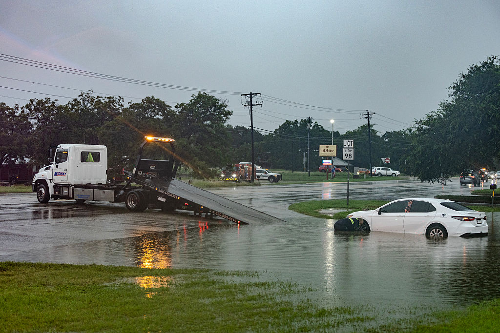 Heavy Rains In Texas Pause Search Efforts For Flood Victims And Damage Homes Elsewhere