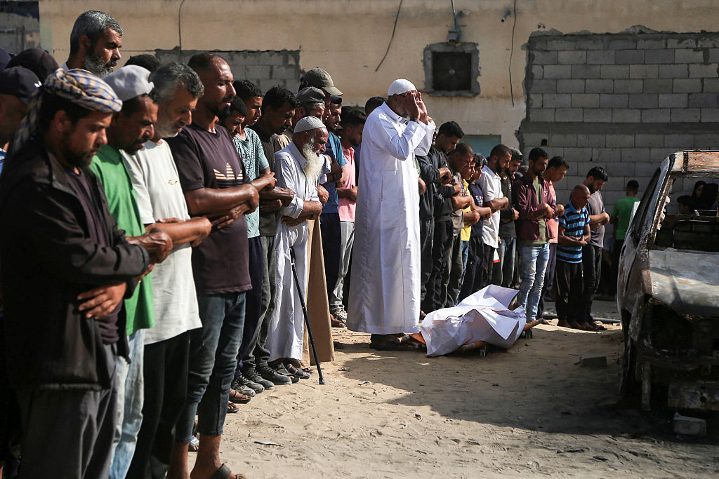 32 Palestinians Shot Dead Trying To Reach US Group’s Food Distribution Sites, Gaza Authorities Say 32 Palestinians Shot Dead Trying To Reach US Group’s Food Distribution Sites, Gaza Authorities Say