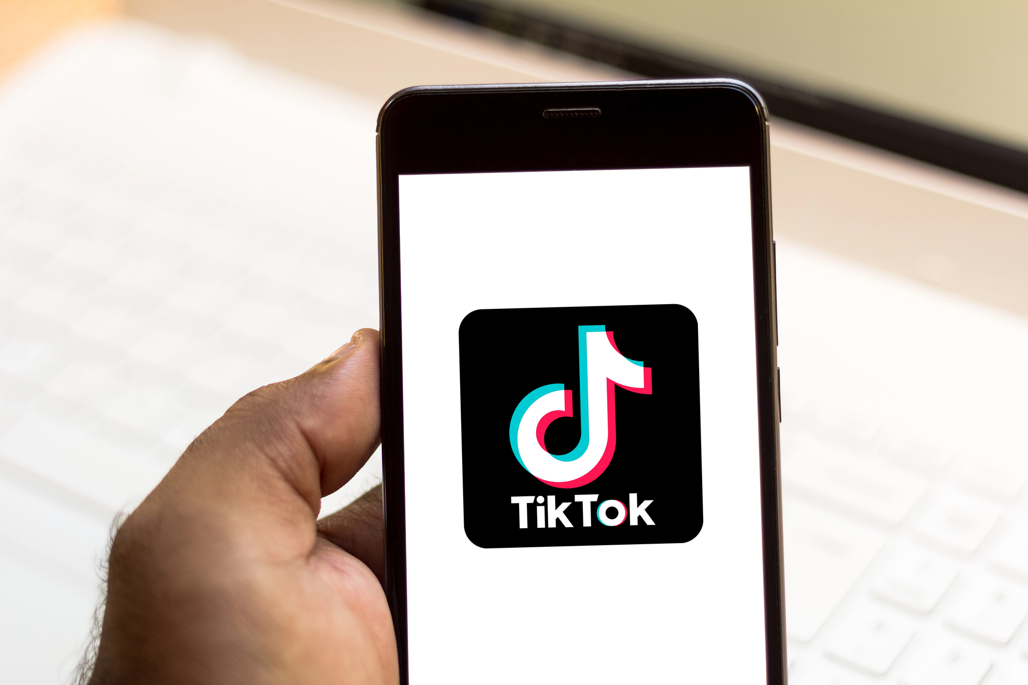Minnesota Sues Tik-Tok, Alleging It Preys on Young People With Addictive Algorithms