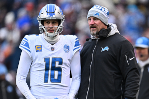 Dec. 10, 2023 ~ Detroit Lions head coach Dan Campbell talks with quarterback Jared Goff (16) in the first half against the Chicago Bears at Soldier Field. Photo: Jamie Sabau ~ USA TODAY Sports