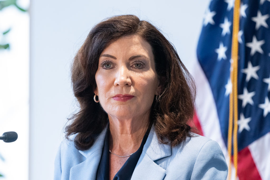 Kathy Hochul Begs Biden to Help Remove Illegal Immigrants From Her State