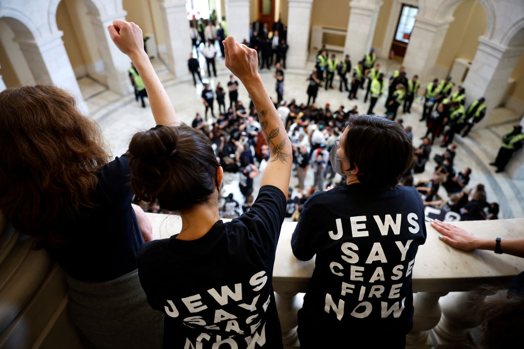 Violent Hamas-Sympathizing Protesters Take Over Capitol Hill