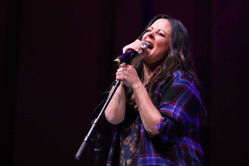 Sara Evans’ Husband Arrested For Allegedly Trying To Hit Her With His Car
