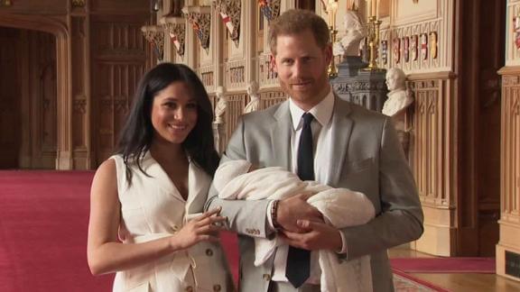 See The First Pictures of Prince Harry and Meghan Markle’s Baby