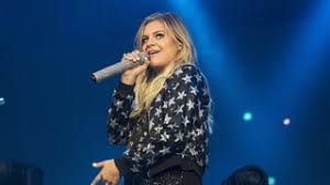Hear Kelsea Ballerini’s Bittersweet New Song ‘High School’