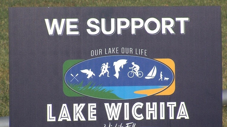 Newly-Opened Restaurant Donates To Local Project