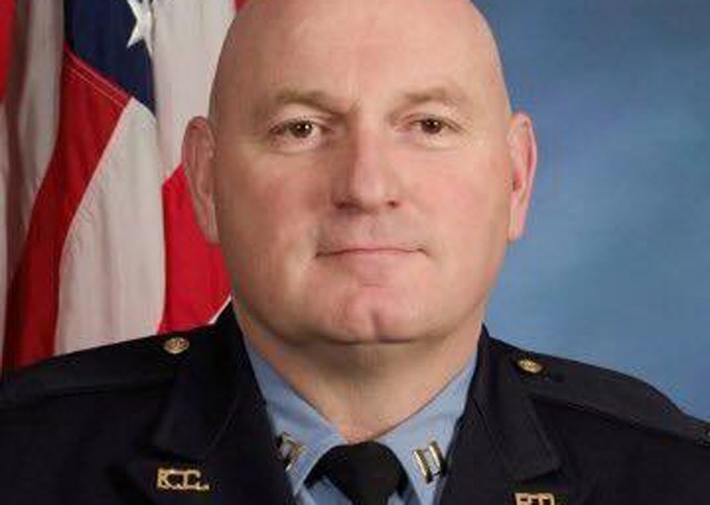 Kansas City, KS Police Captain Dies After Being Shot In Patrol Car