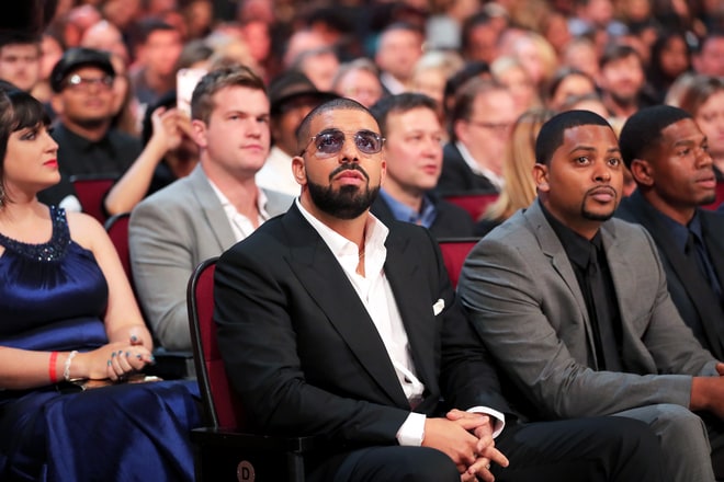 American Music Awards 2016’s 20 Best And Worst Moments