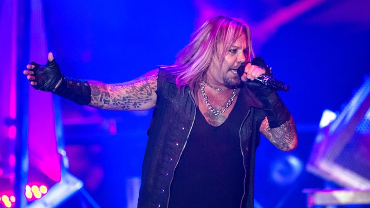 Vince Neil Cited For Battery In Las Vegas Scuffle