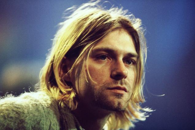Nirvana Rocker Kurt Cobain Kills Himself With A Shotgun In 1994