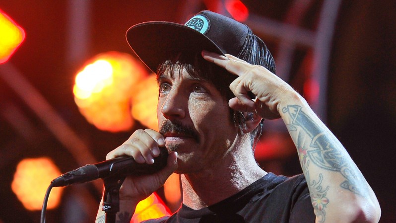 Red Hot Chili Peppers Frontman Anthony Kiedis Helps Save Baby’s Life