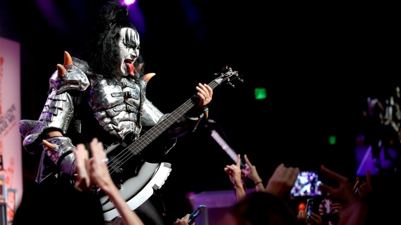 Kiss Star Gene Simmons Falls On Stage