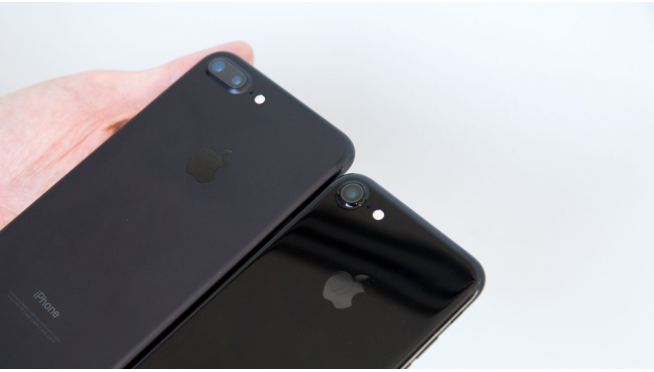 New leaked photos reportedly reveal the final design of the iPhone 8