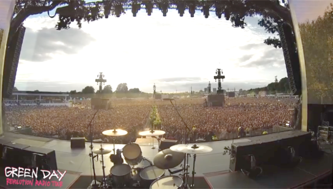 Ever Hear 65,000 People Sing Bohemian Rhapsody?