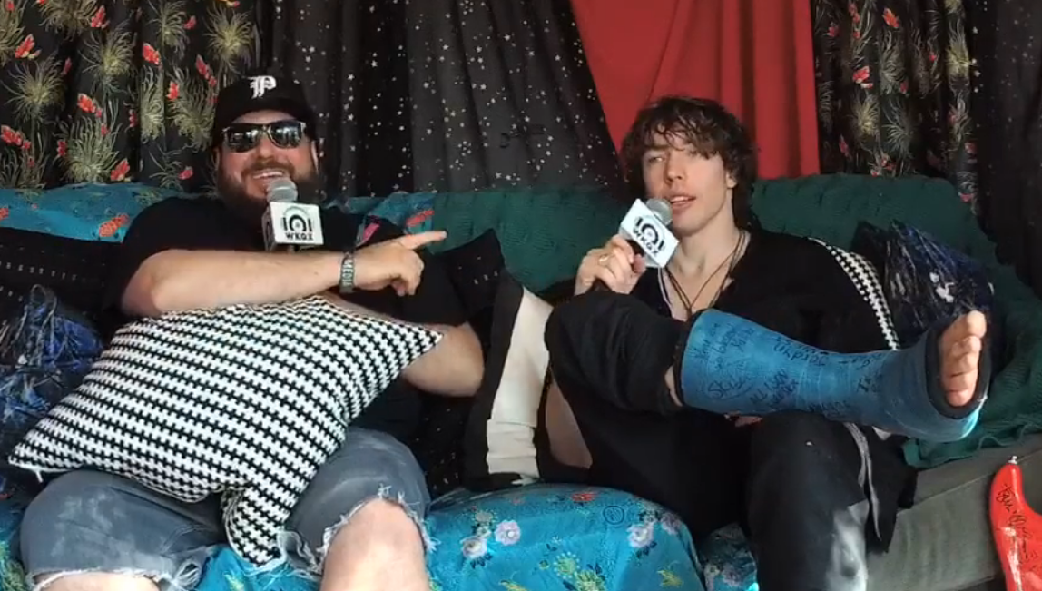 Lolla 2017 – Backstage with Barns Courtney