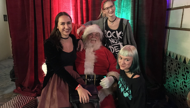 Pics with Santa (11/30) – #TNWSC 2017