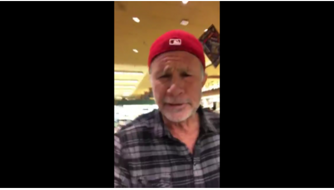 Chad Smith NOT a fan of Chili Peppers