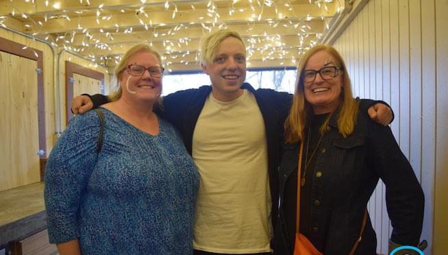 Courtesy Concert with Robert DeLong – Meet & Greet