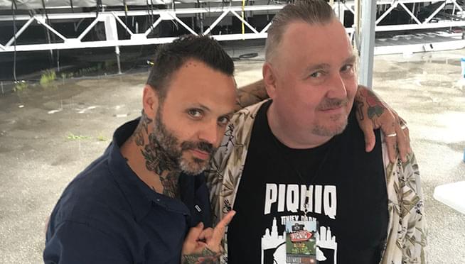 PIQNIQ 101WKQXperience: Justin from Blue October gives a haircut