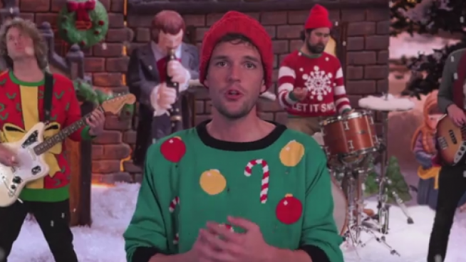 Top 50 Alternative Christmas Songs That Don’t Suck