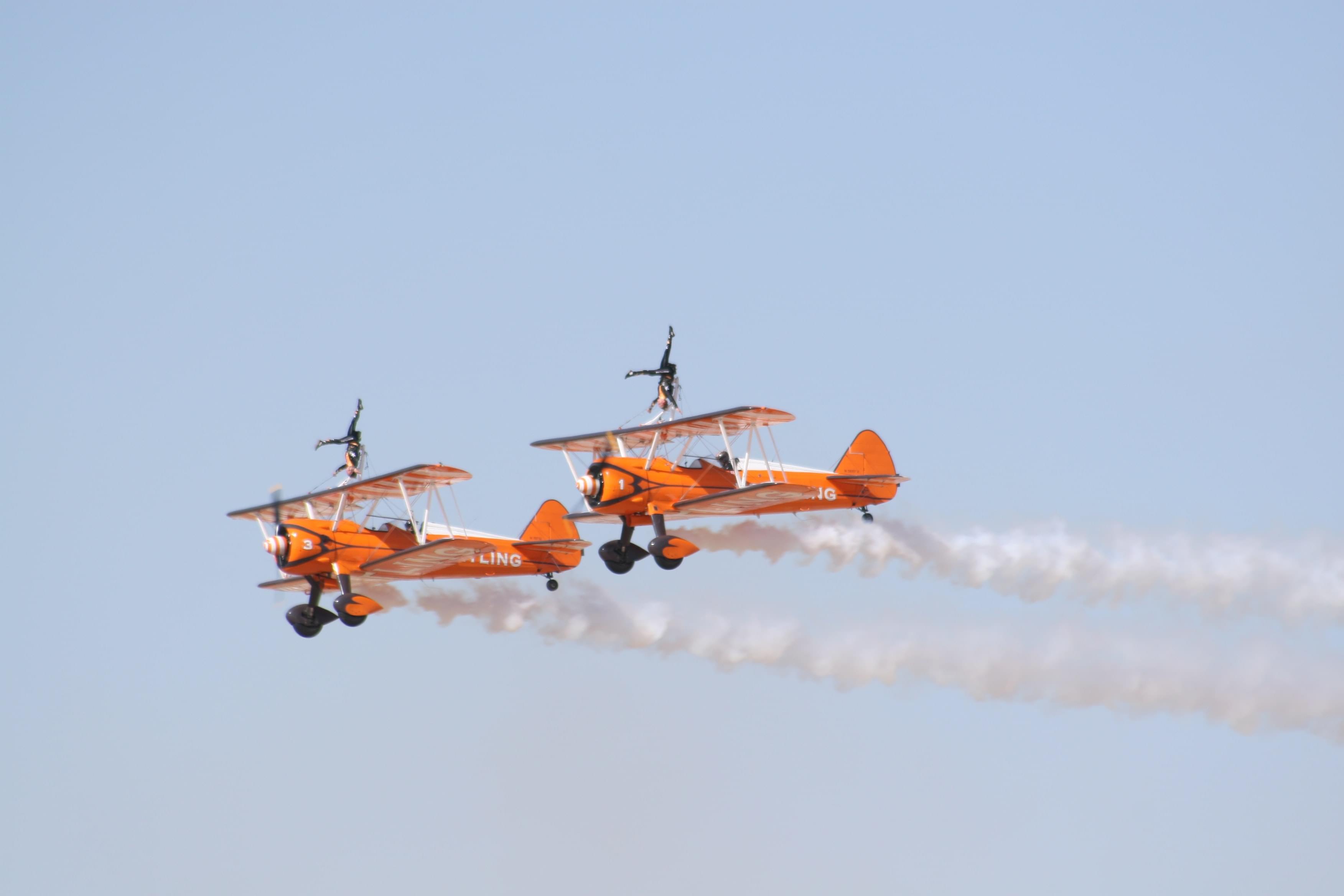 This man does the unthinkable on the wing of an airplane