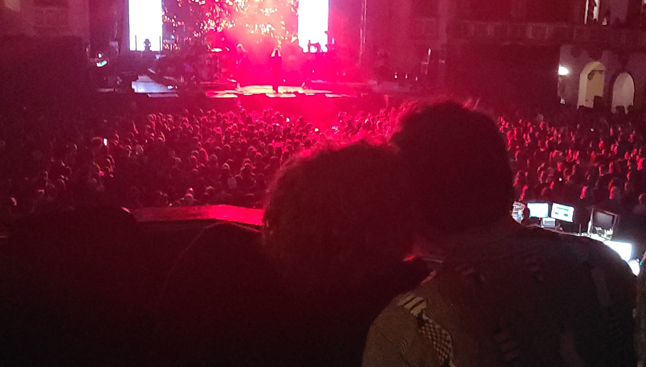 Something magical happened in the balcony during The Killers Tuesday night…
