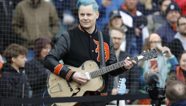 Jack White rocked the National Anthem like only Jack White could