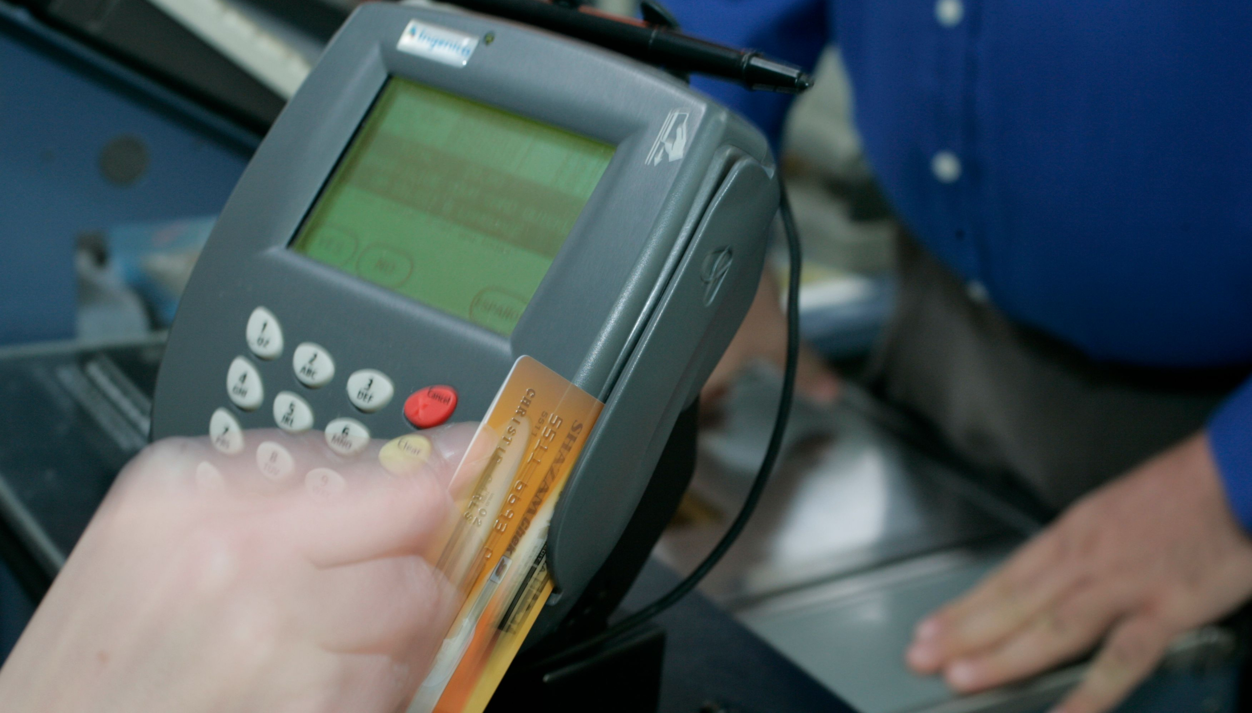This is how much money Americans spend per day