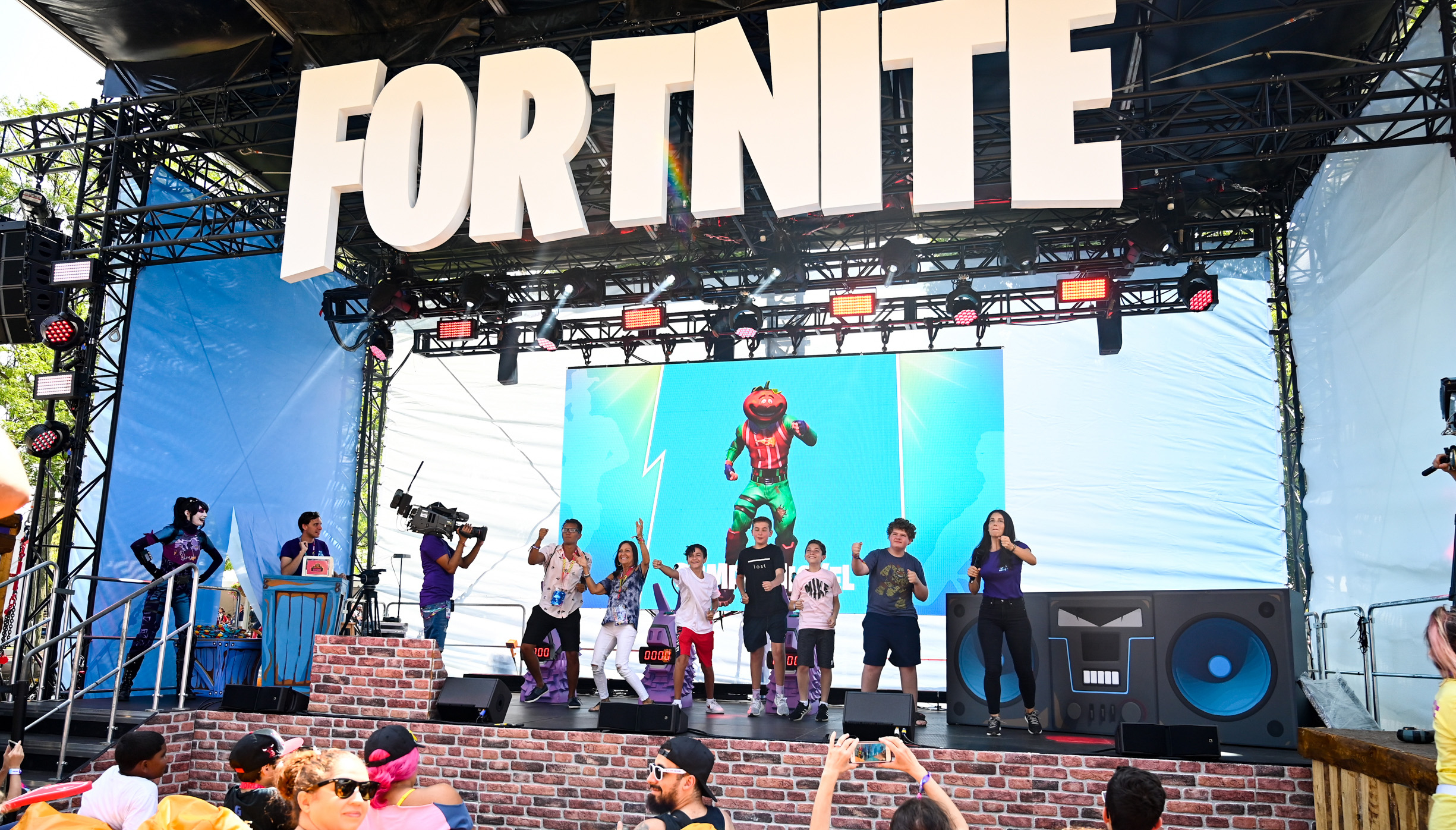 Fortnite is so addicting that kids have stopped showering