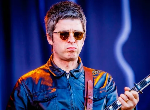 Noel Gallagher goes orchestral