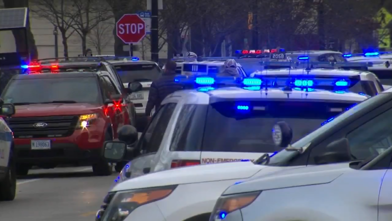 Police officer and two employees were killed in Chicago hospital shooting