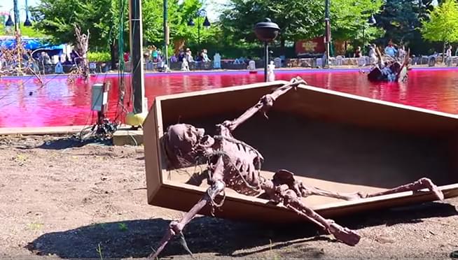 Six Flags Great America to offer $300 and more to ’30-Hour Coffin Challenge’ winner