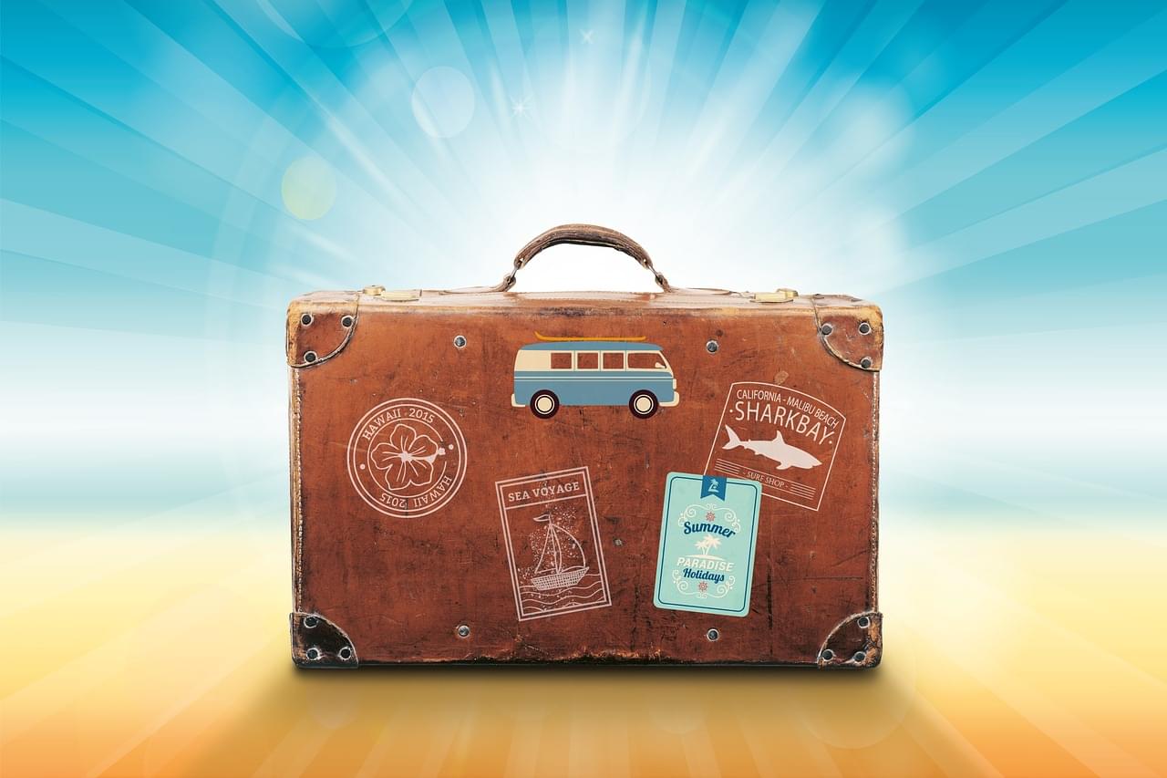Woman’s GENIUS trick to avoid airline baggage fee goes viral