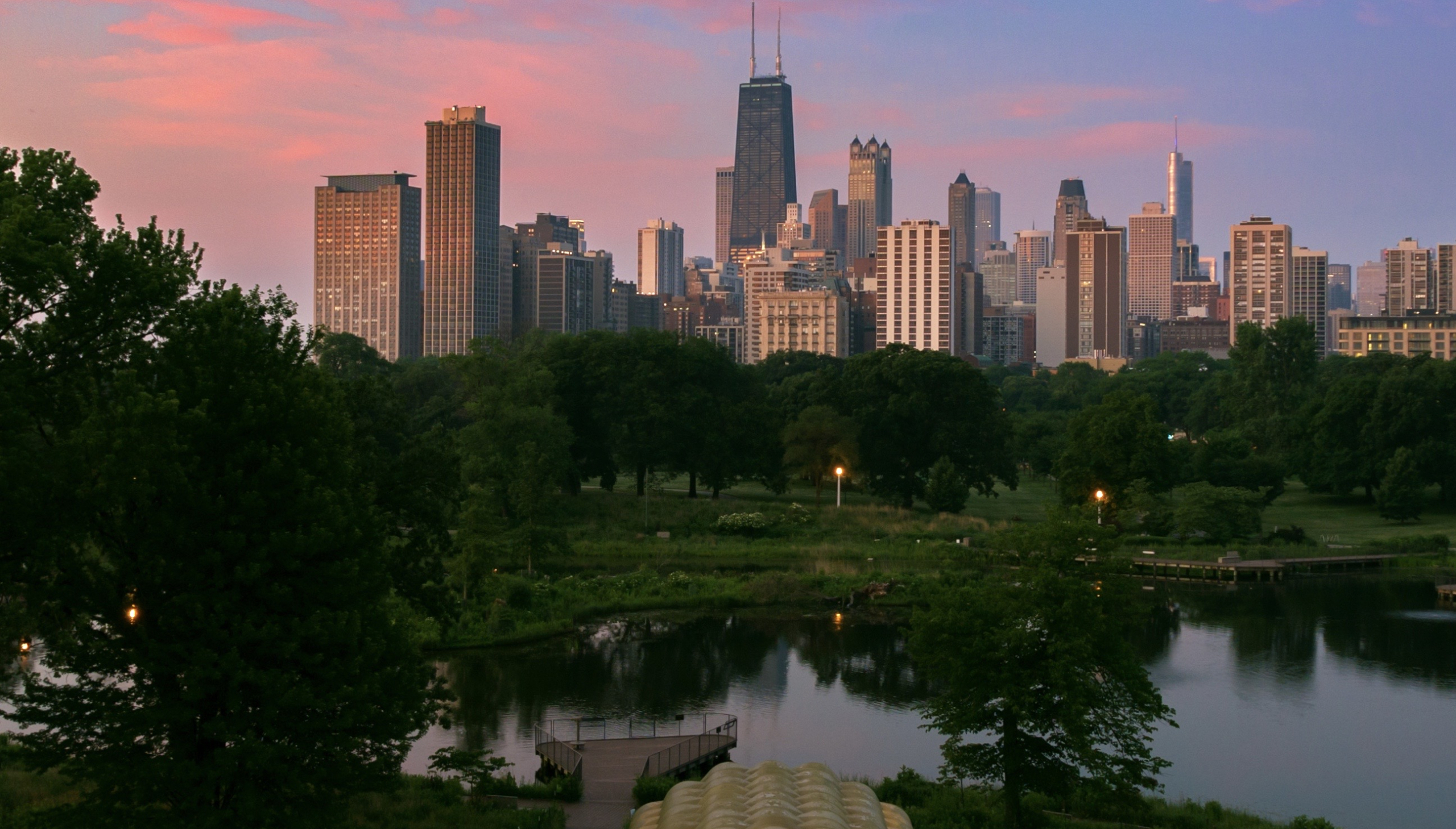 Lincoln Park Lagoon voted most romantic spot in Chicago