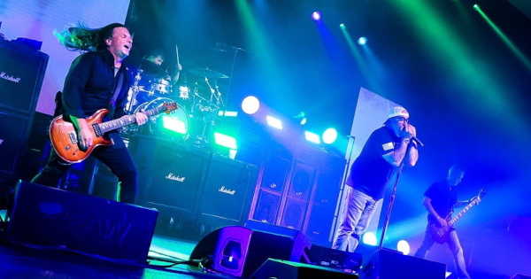 Staind at Seneca Niagara Casino Photo Gallery