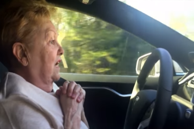 Check Out This Grandma In A Self-Driving For The First Time With A Priceless Reaction [VIDEO]