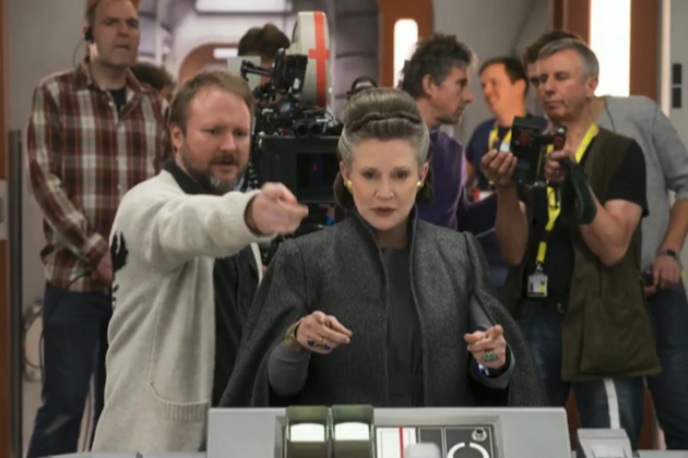 The First Look At Carrie Fisher In The Last Jedi Brings Tears