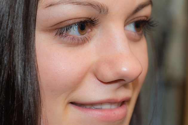 WTF News: Woman Has 27 Contact Lenses In Eye